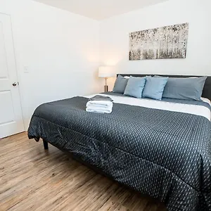 Apartment Spacious And Stylish 2 Bedroom Near Broadway - 5 Min Drive